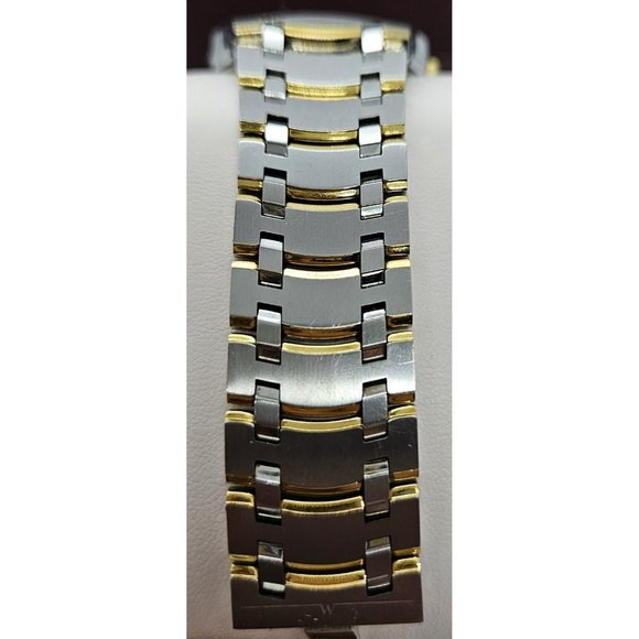 Wittnauer Montserrat Swiss Made Watch With 8 Diamonds And Sapphire Crystal - Picture 8 of 16